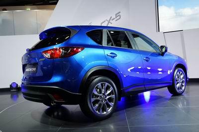 Обновленная Mazda CX-5: еще более стильная и комфортабельная.